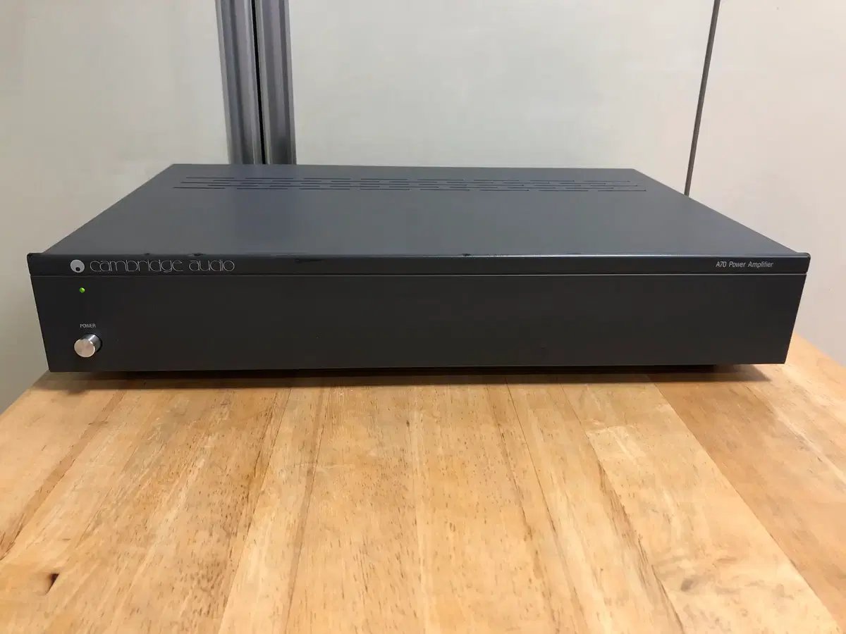 Cambridge Audio 메인앰프 A70 판매(전원 120V)