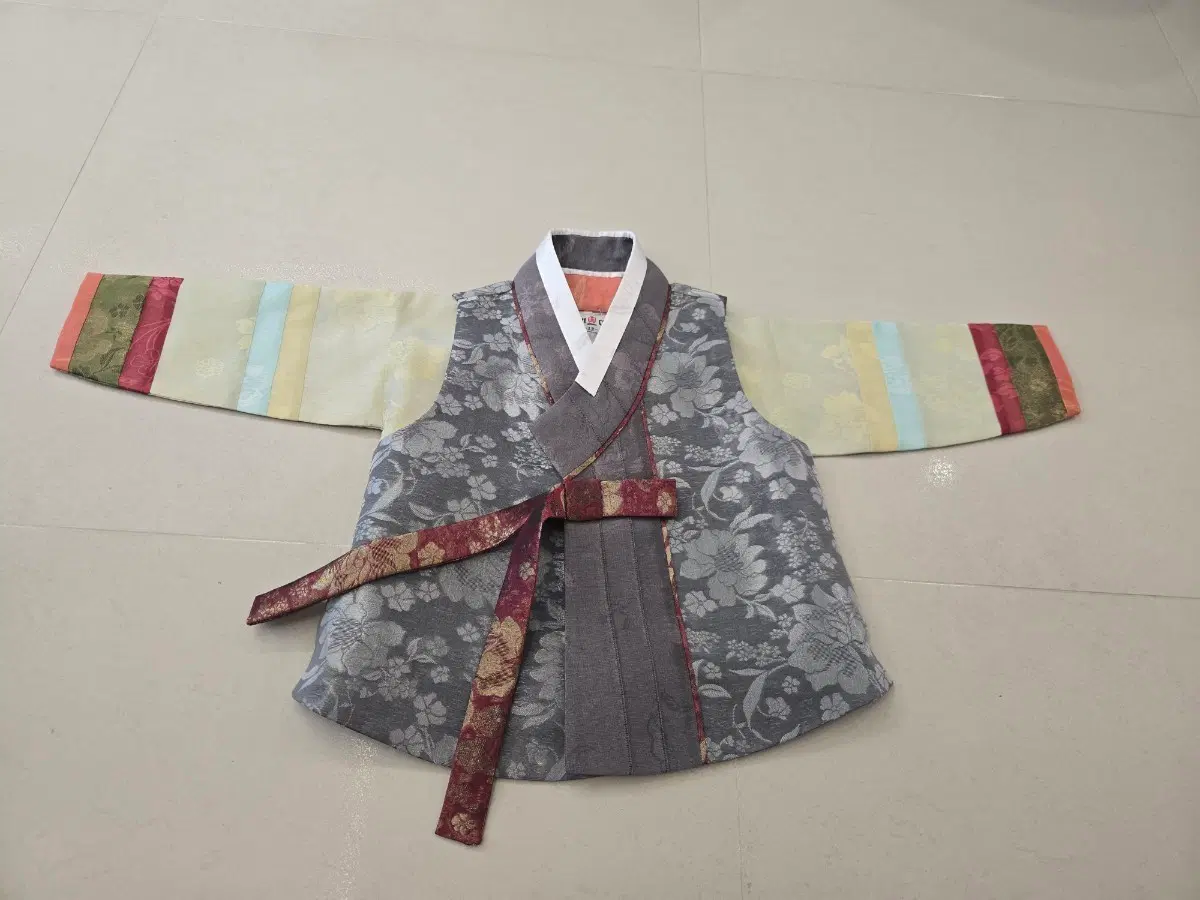 (3호)새상품 아동한복 남아 조끼 세트