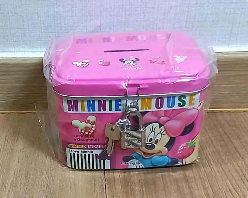 (미개봉) 미니마우스 철제 자물쇠 열쇠 저금통 MINNIE MOUSE