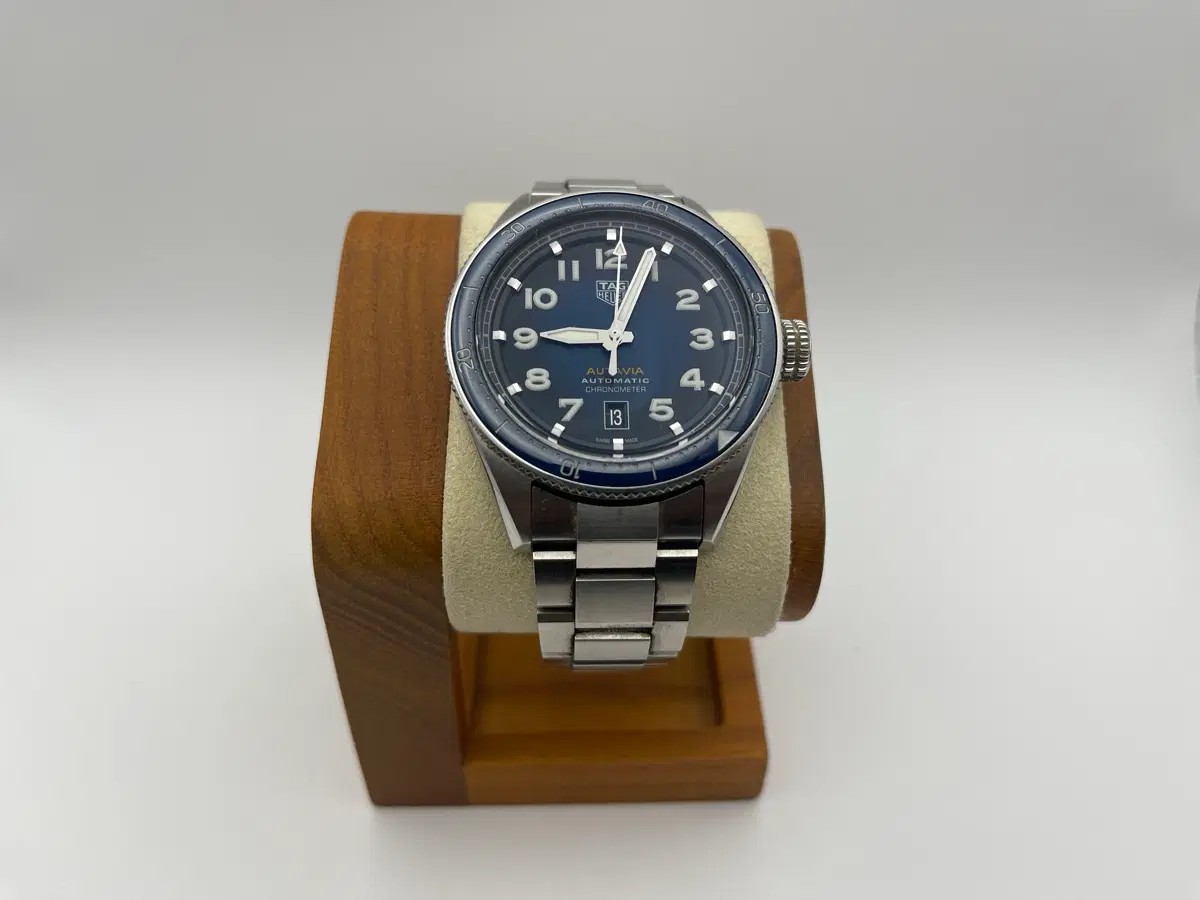[TAG Heuer]태그호이오 오타비아 칼리브레 5 COSC 블루다이얼