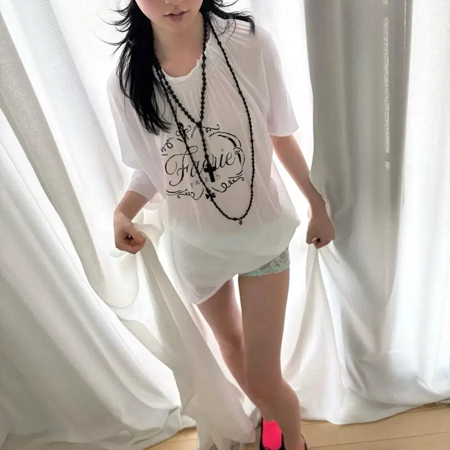샵페어리 sui loose top (white)