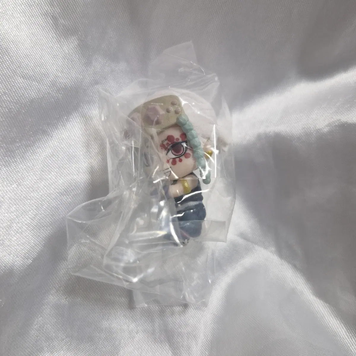 미개봉) 귀멸의칼날 귀칼 텐겐 허그콧 허그코트 가챠 피규어