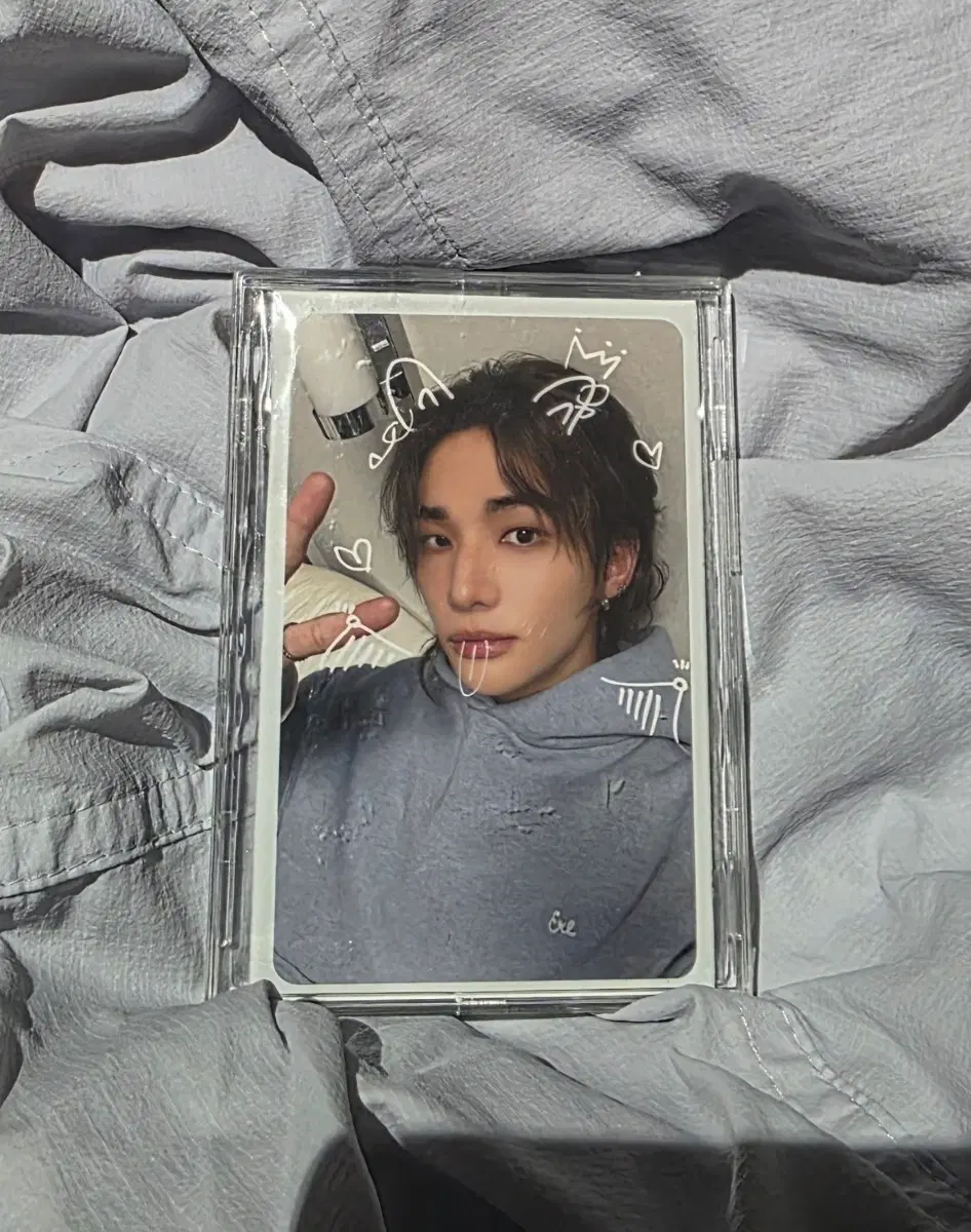 스트레이키즈 현진 일본 런잇 팝업 만엔 특전 포카