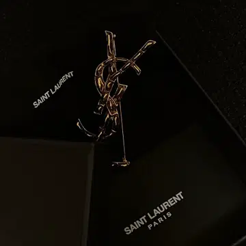 サンローランオピウムYSL クロコダイル ブローチゴールド ブラスゴールド