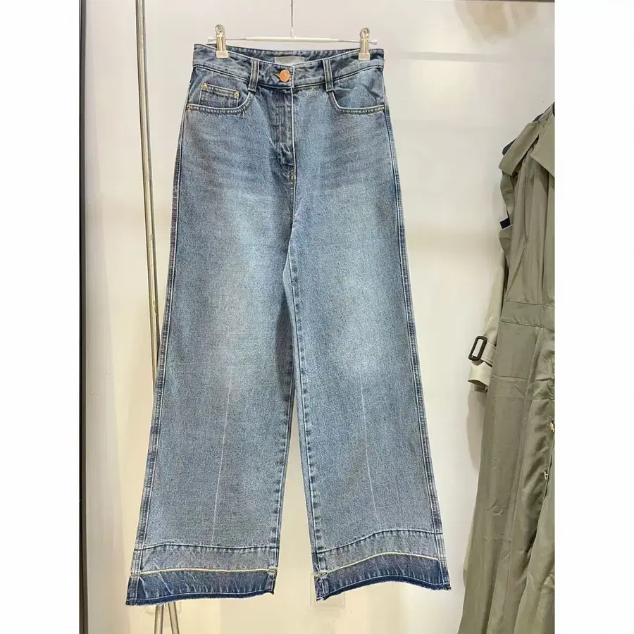 라 인 청바지