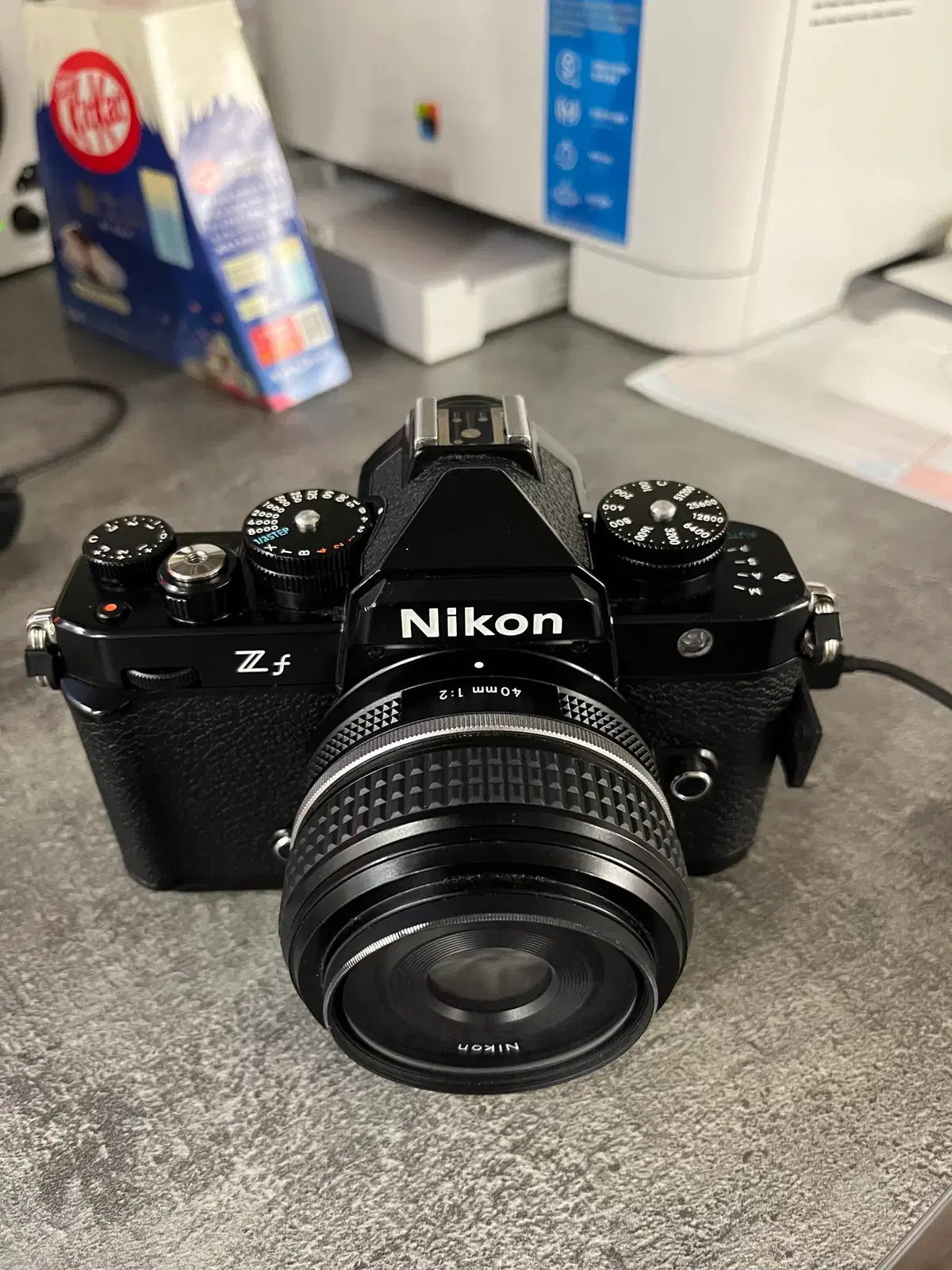 니콘 zf + 40mm 번들렌즈 팝니다