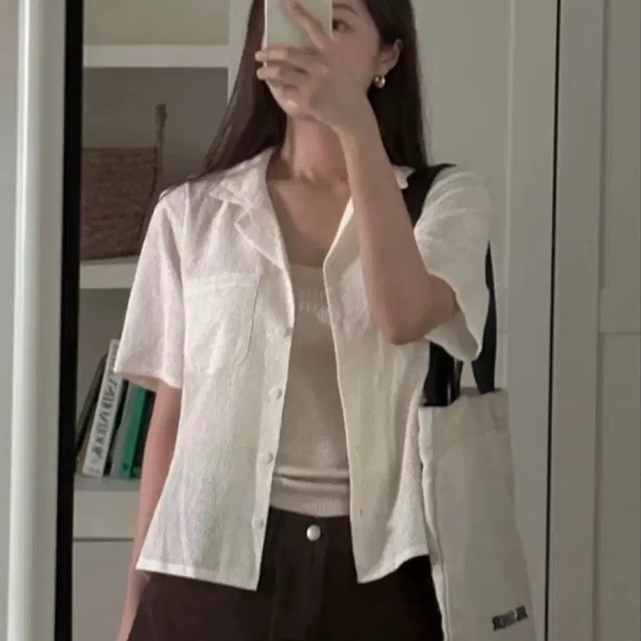 GED 게드 LACY HALF SHIRT
