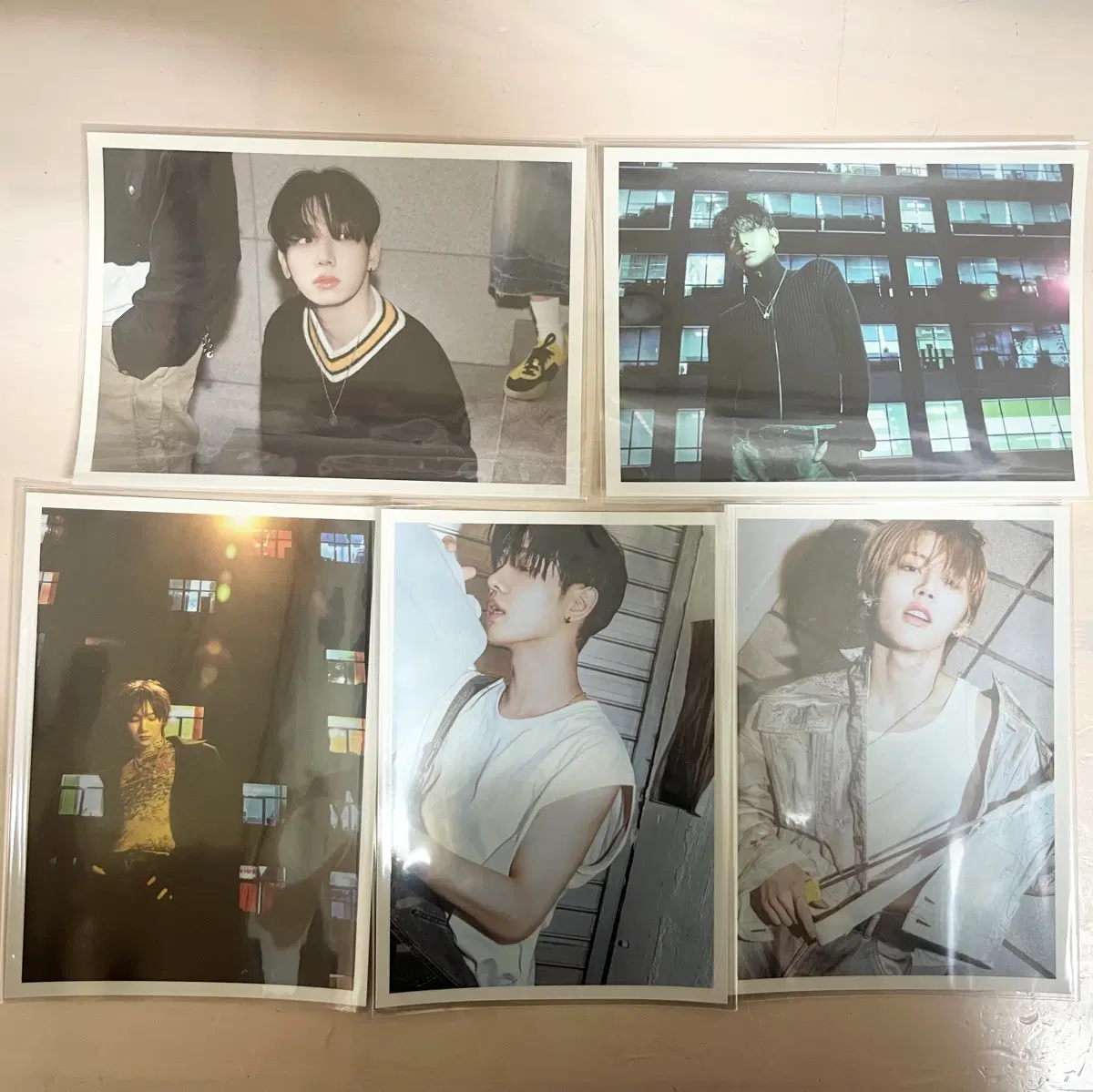 보이넥스트도어 보넥도 bnd 노장르 no genre 앨범 구성품 엽서 스티커 양도 처분 성호 리우 명재현 태산 이한 운학