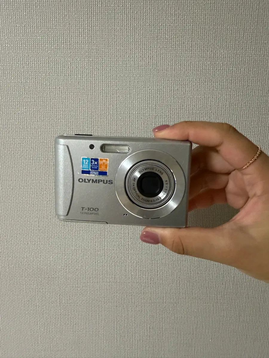 올림푸스 T-100 디지털카메라