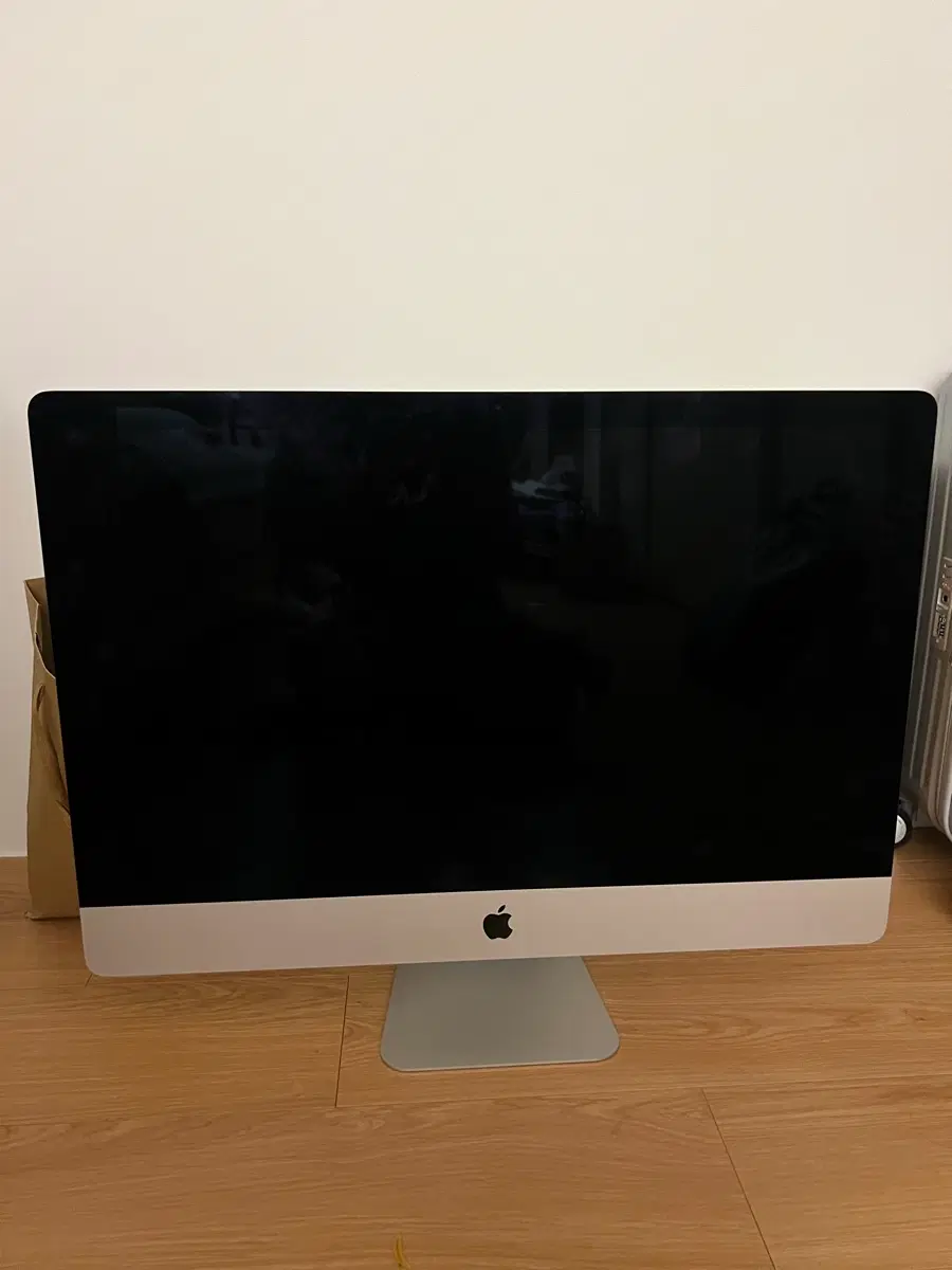 iMac 27์ธ์น 2020 / i5 / RAM 40GB / SSD 256GB