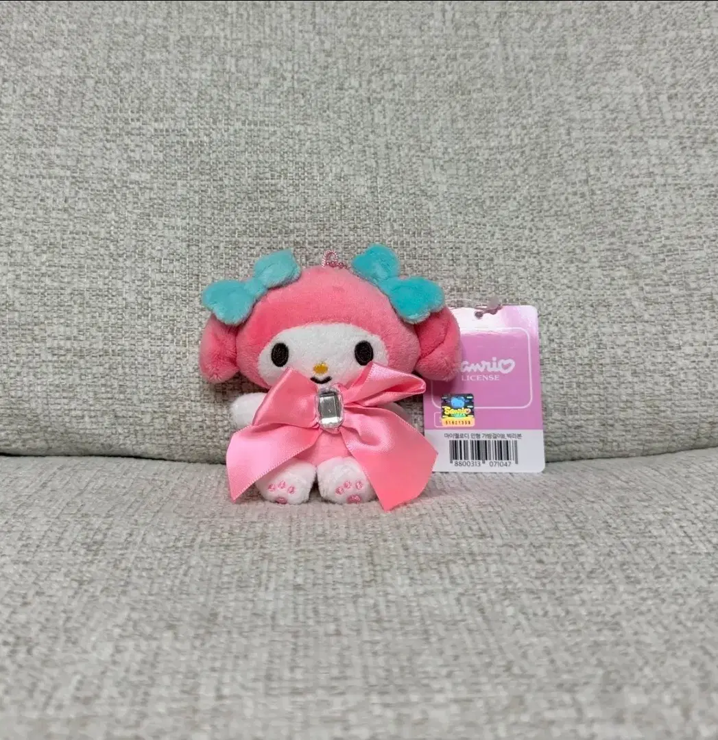 정품 산리오 마이멜로디 빅리본 8cm 키링 인형