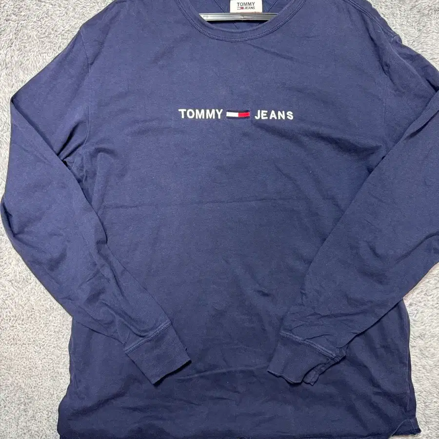 타미힐피거 긴팔 티셔츠(XL)