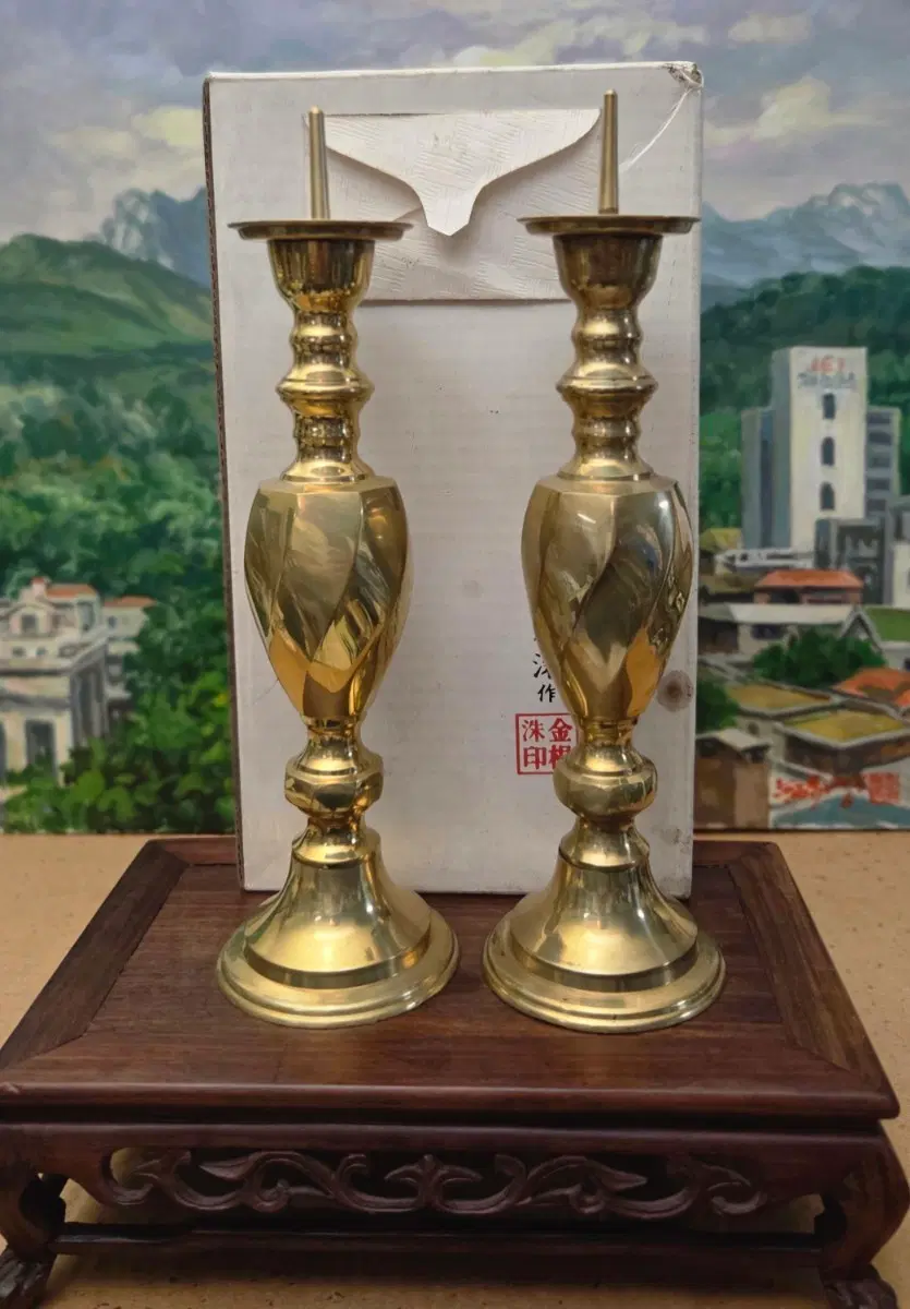 1세대 인간문화재 77호 향원 김근수 작 황동 촛대 2점(27.5cm/986g)