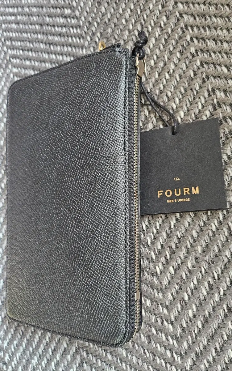 (미착용) 한섬편집샵_FUOURM 지갑변신 가방 (일본)
