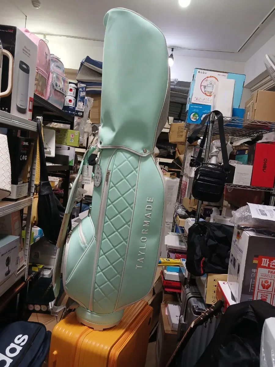 테일러메이드 골프백 민트색