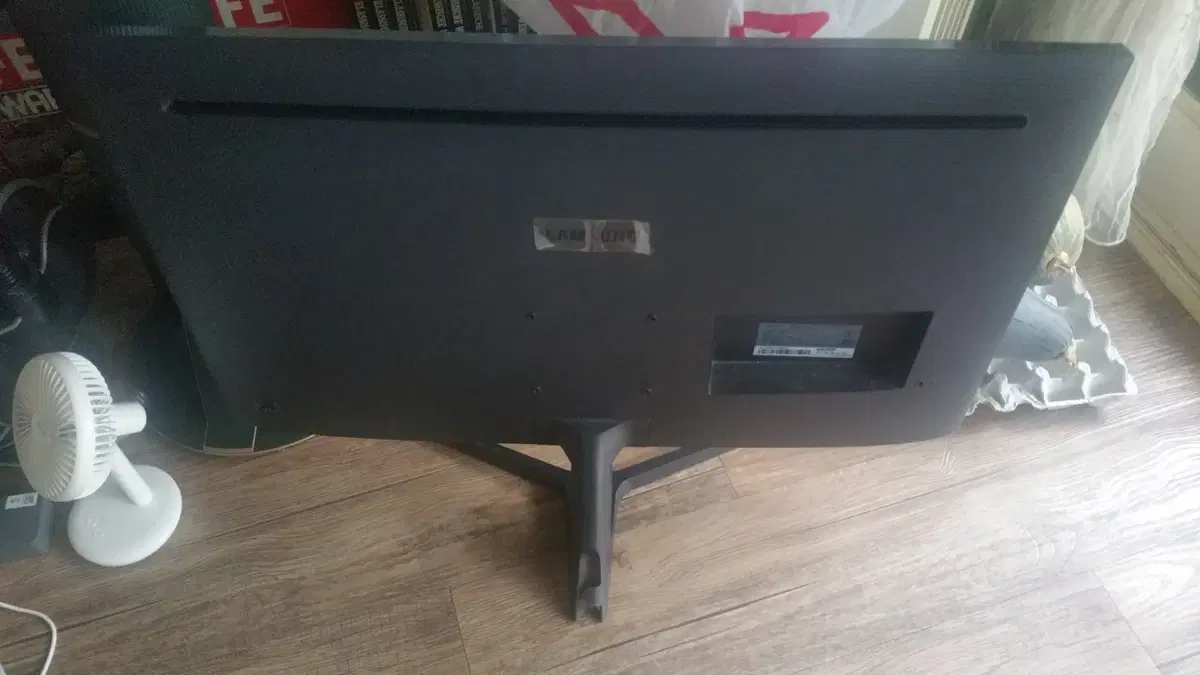 [직거래] (부품용 수리용) 삼성 32인치 4K 모니터 U32J590 - 호환어댑터 포함