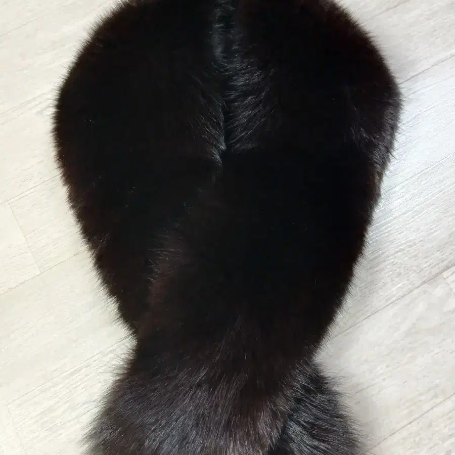 사가 폭스 퍼 카라 목도리