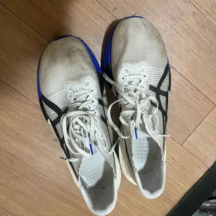 아식스 스카이 레이싱화 화이트