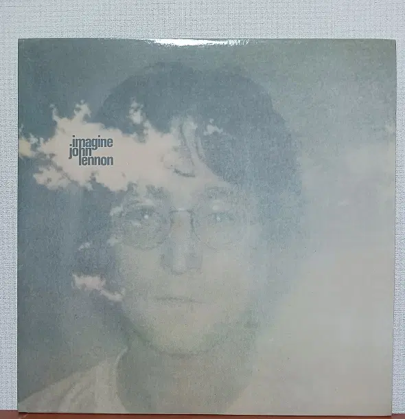 John Lennon " Imagine "