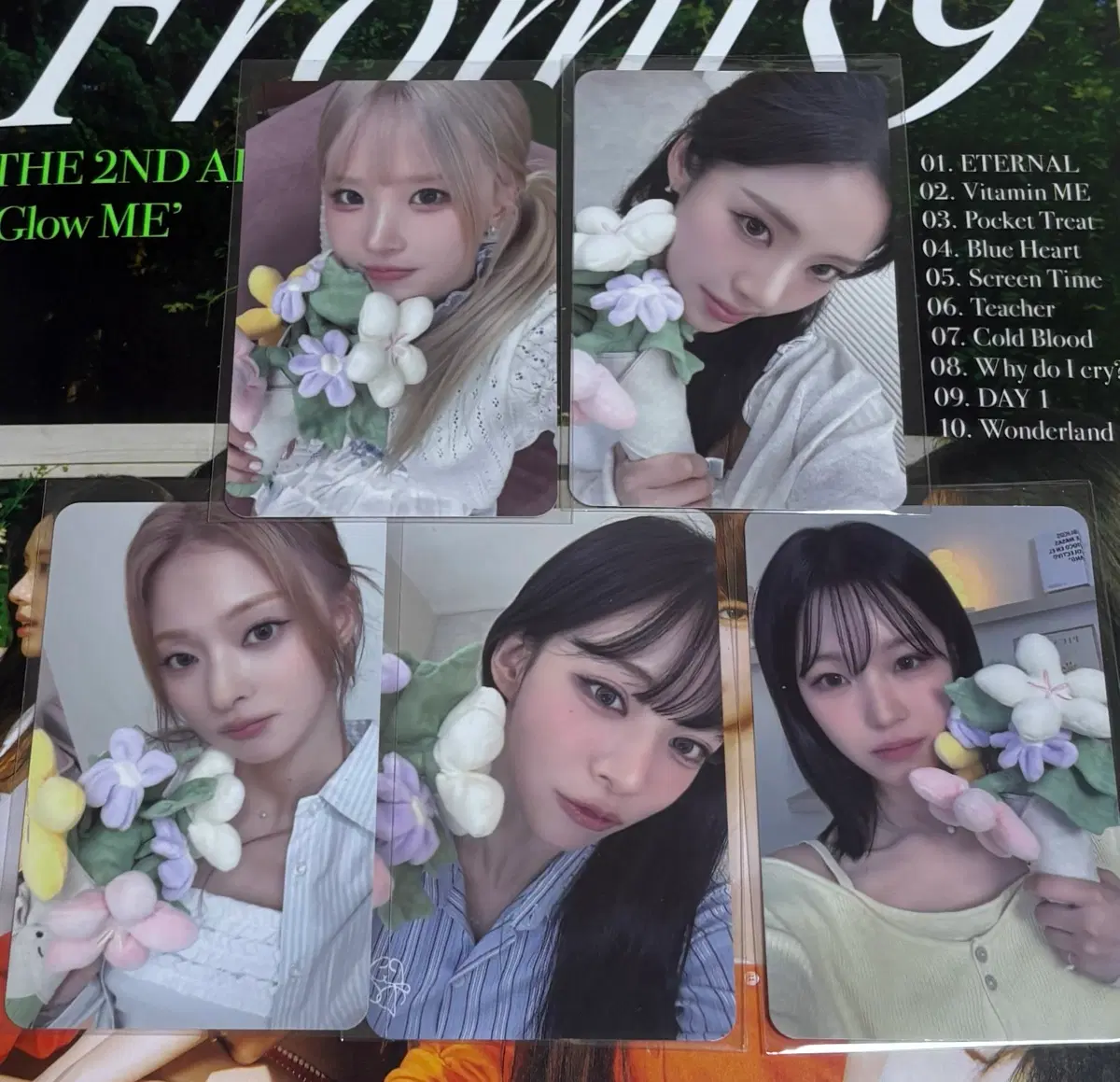 프로미스나인 글로우미 위드뮤 영통 미공포 포카 (누가 꽃이게ver)
