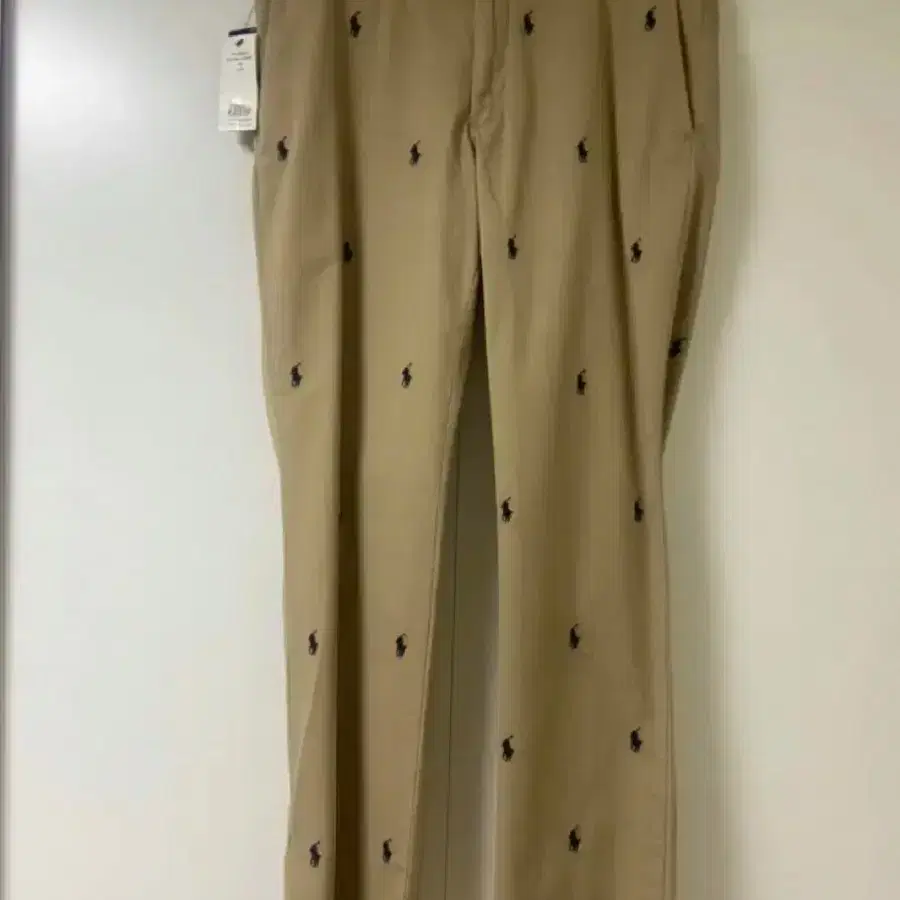 [33/32]폴로 랄프로렌 포니 자수 치노 팬츠 새상품 판매합니다!