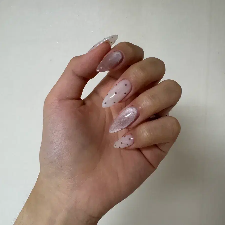 주문 제작 || 땡땡이 두톤 네일팁