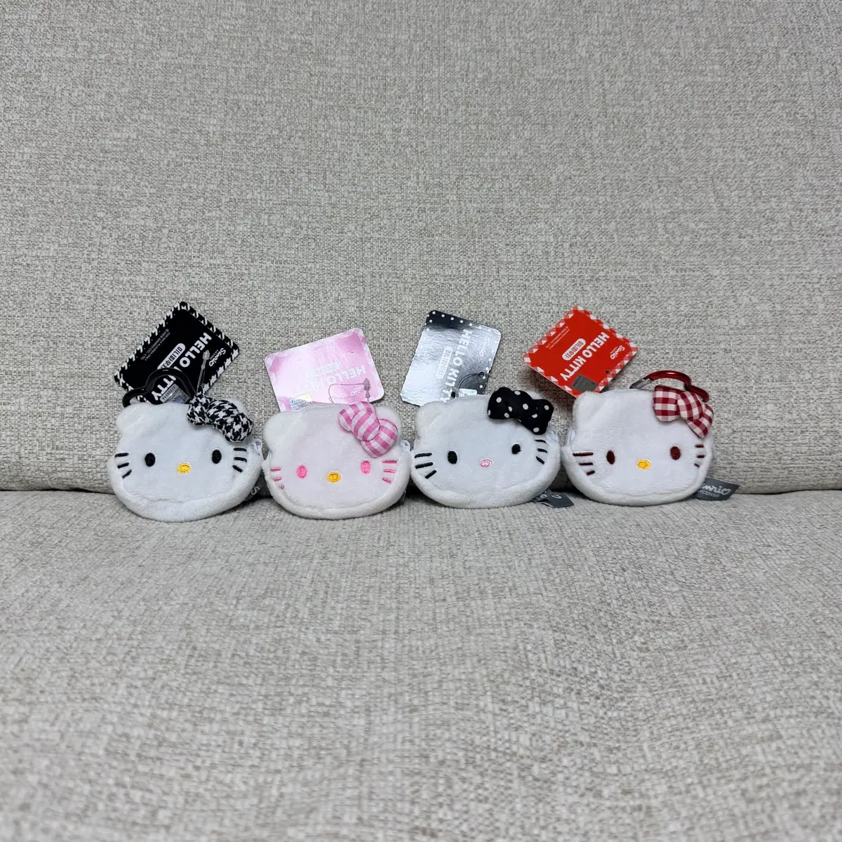 헬로키티 미니파우치 하운드 블랙 키링 인형