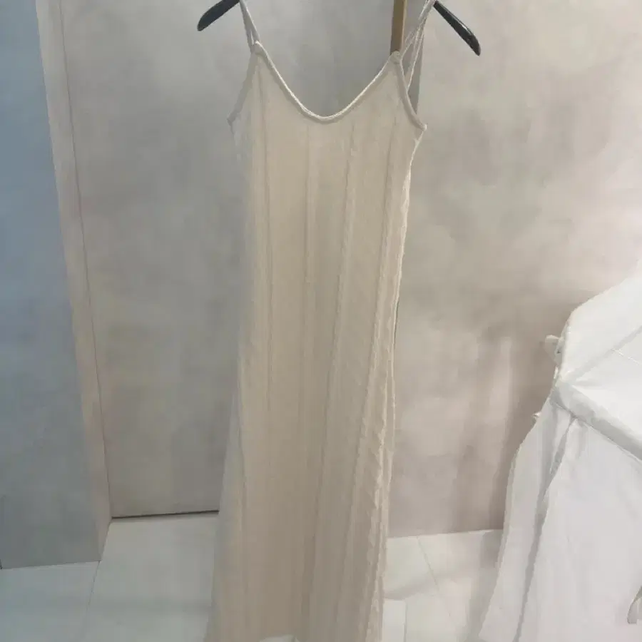 아이보리 케이블 니트 꽈배기 롱원피스