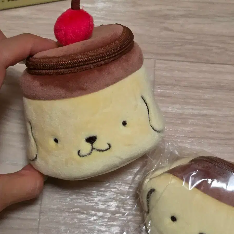 폼폼푸린 푸딩 파우치 어퓨