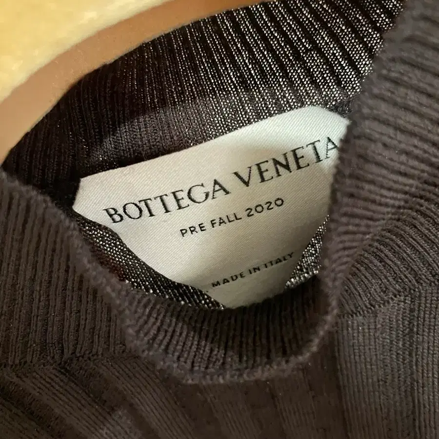 보테가베네타 브라운 골지 니트 PRE FALL 2020