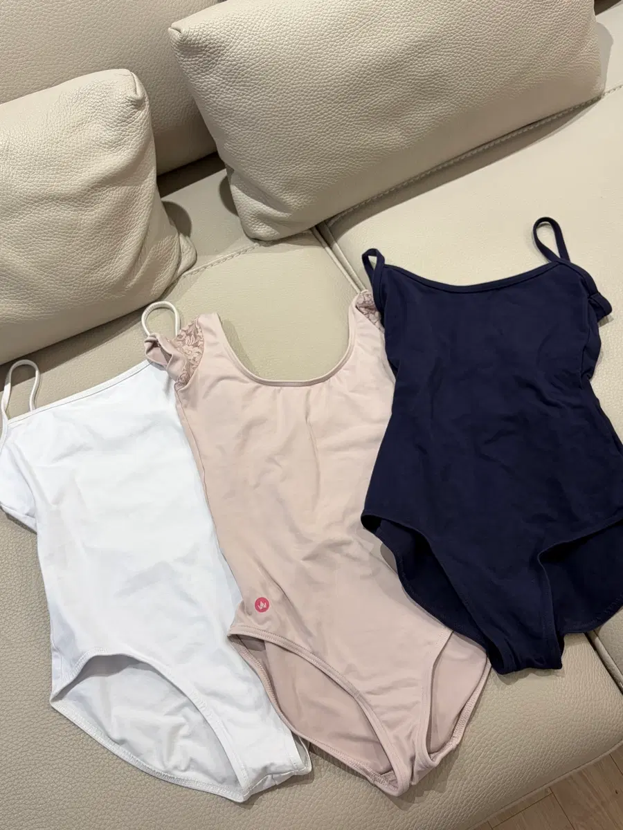 레오타드 발레복 S사이즈 3벌 일괄