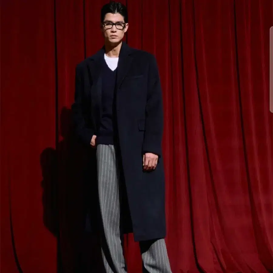stu 네이비 백 버튼 코트 L 사이즈 팝니다.