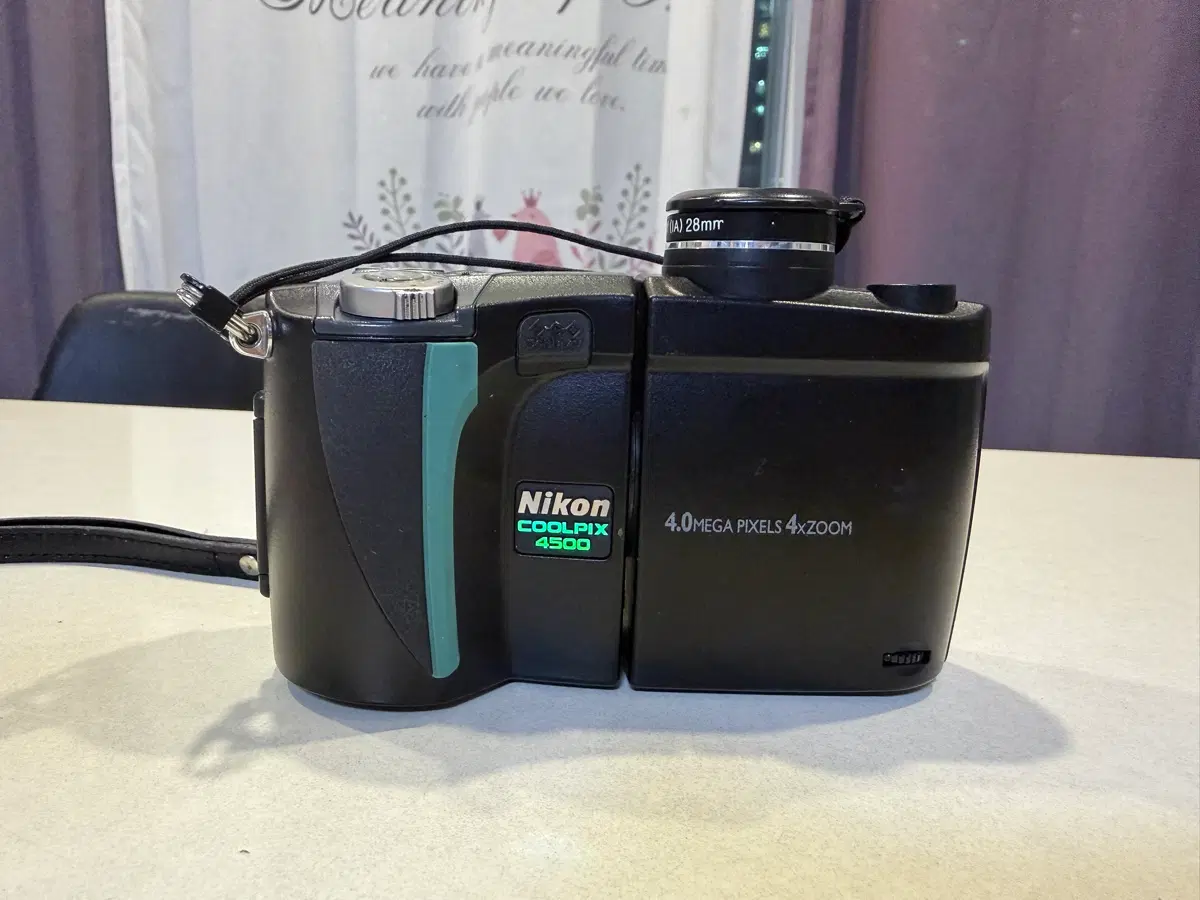 니콘 쿨픽스 4500 디지털 카메라