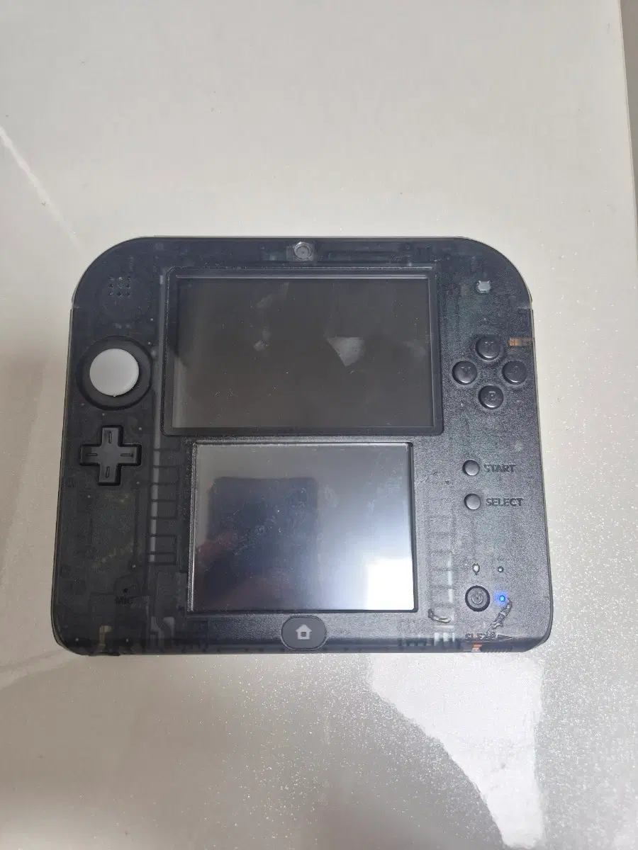 (충전기 포함) 닌텐도 2ds 식빵 일본판 클리어블랙
