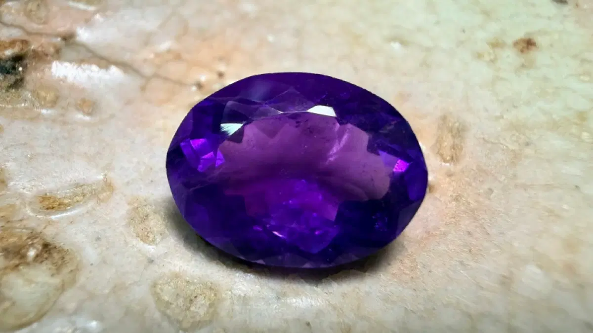 No.6224 천연 고퀄 브라질 자수정 다이야몬드커팅 5.3ct