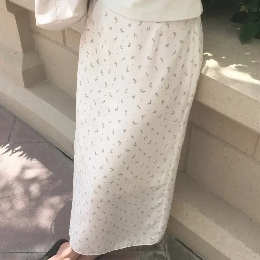 리브아워 flower long skirt