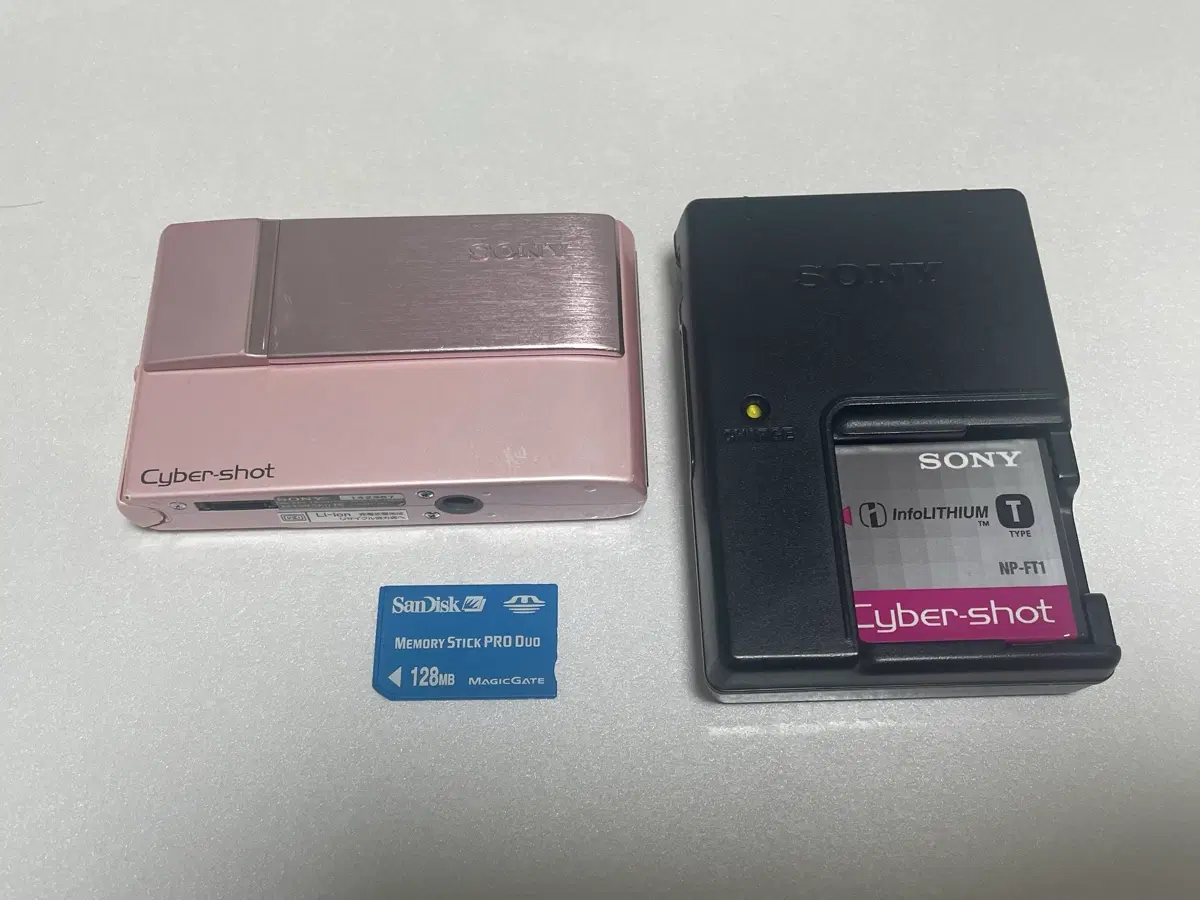 소니 사이버샷 DSC-T10 핑크 디카