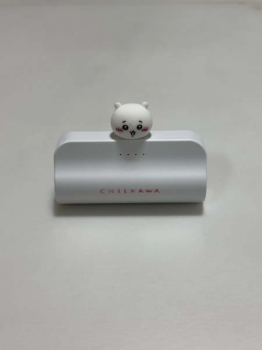 먼작귀 치이카와 도킹형 보조 배터리 (C타입)