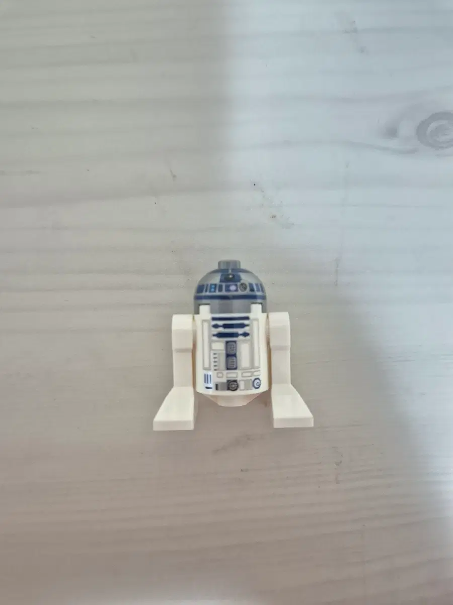 레고 스타워즈 R2-D2 피규어