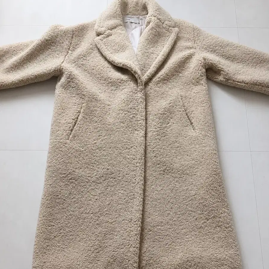 Trend collection 베이지 양털 롱코트