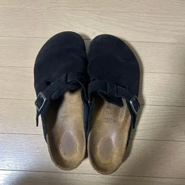 BIRKENSTOCK 샌들 블랙 스웨이드
