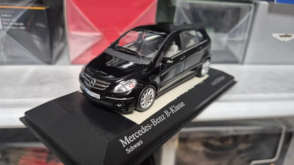 1/43  미니챔프 벤츠 b클래스 마이비 다이캐스트