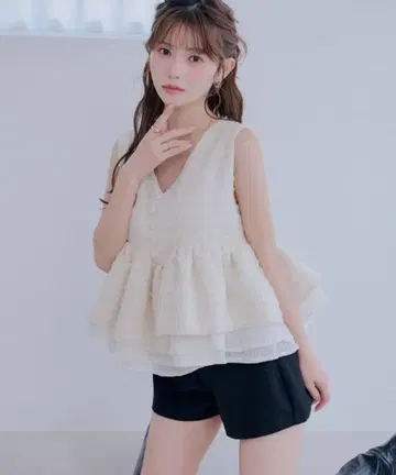 chico 페플럼 프릴 트위드 상의