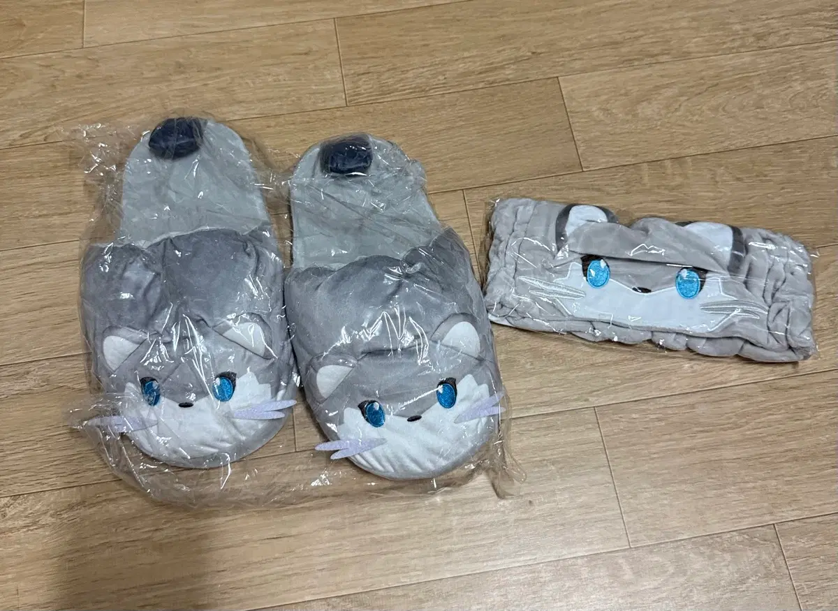 홀로스타즈 키시도 텐마 히야마루 슬리퍼, 헤어밴드 세트