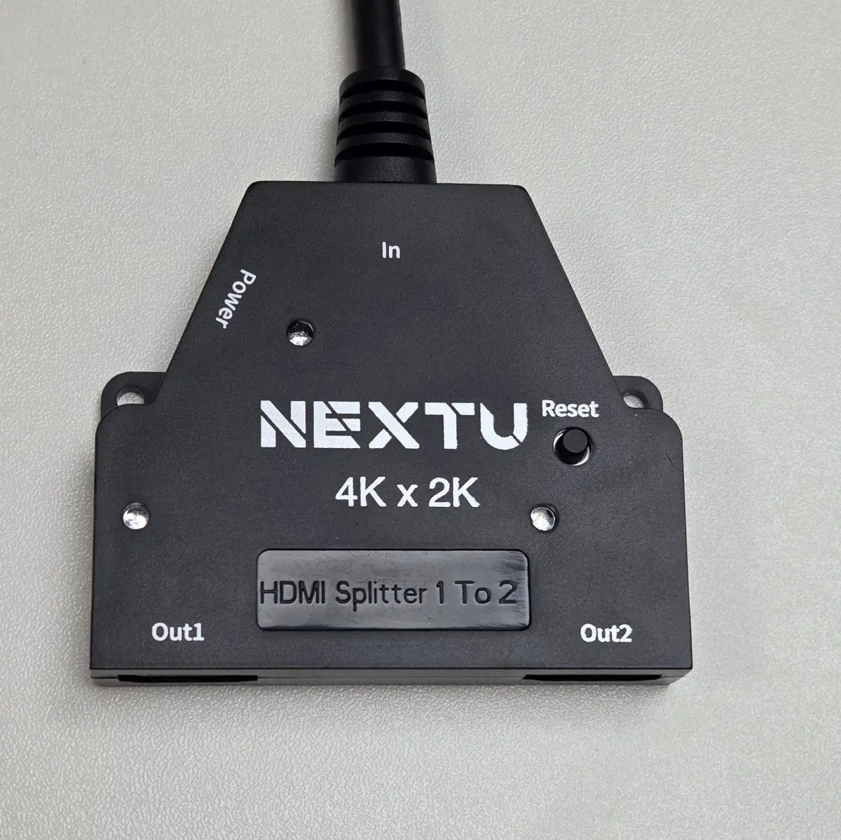 넥스트유 이지넷 유비쿼터스 HDMI 1대2 모니터 분배기