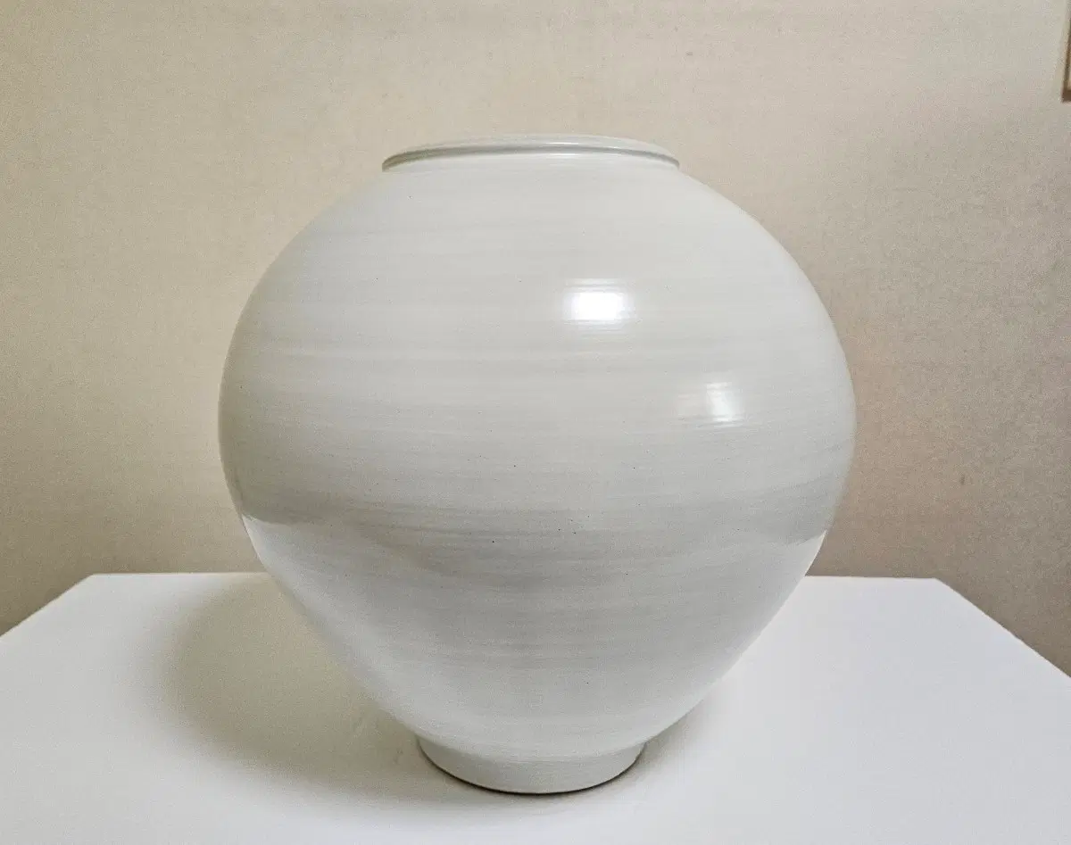 대형 무광 달항아리 3번 (40.5cm)
