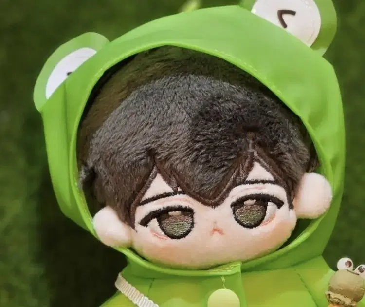 플레이브 인형