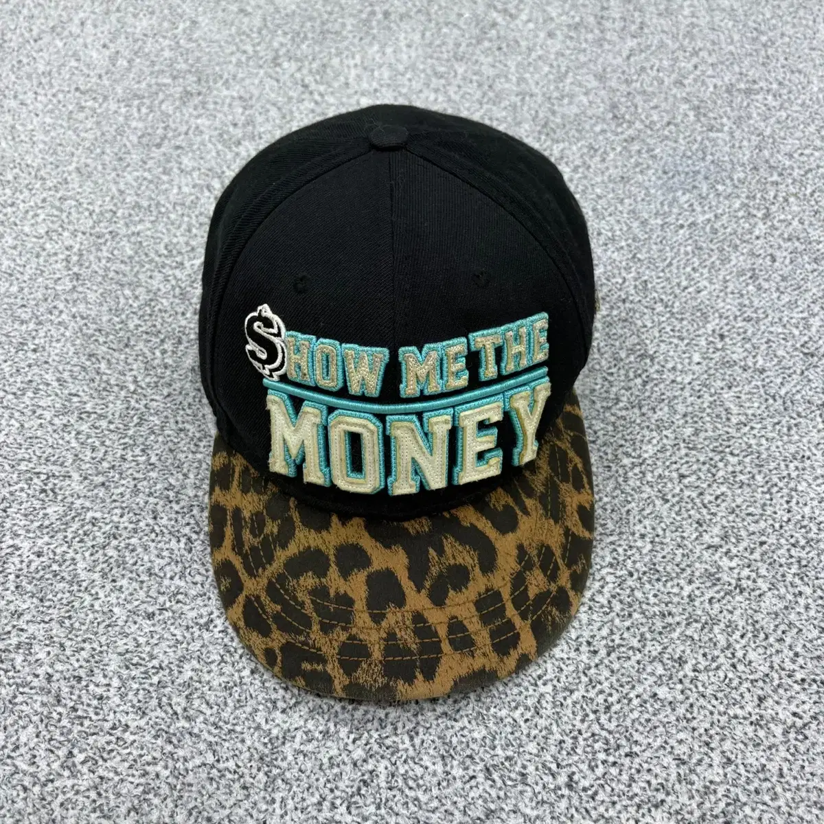L/XL 어반스웨거 스냅백 모자 0903J1
