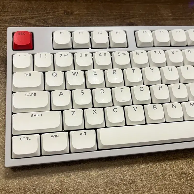 앱코 AK87 SLIM PRO 저소음 햇살축 로우프로파일 키보드
