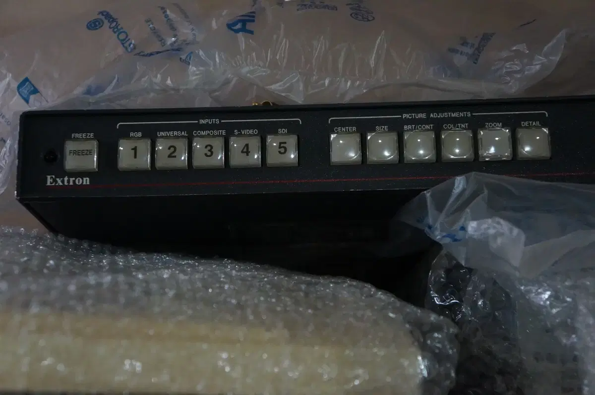 extron 영상조절기